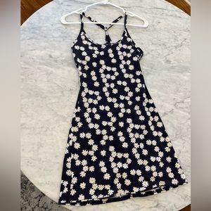 Daisy Outdoor Voices Dress